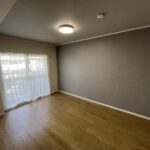 やわらかな自然光が差し込む北向きの洋室。(内装)