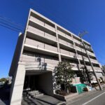 RC造　5階建て(外観)