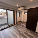 シック色で落ち着いた雰囲気です♪(内装)