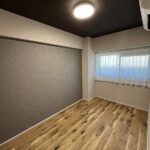 洋室4.9帖　エアコン設置済み(内装)