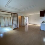 お隣の和室とつなげれば19.5帖と更に広くお使い頂ける間取です(内装)