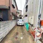 駐車場　縦列2台可能（車種による）