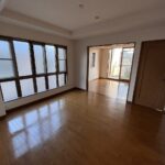 8.4帖のリビング。東側に窓があり明るいお部屋です♪(居間) 8.4帖のリビング。東側に窓があり明るいお部屋です♪(居間)